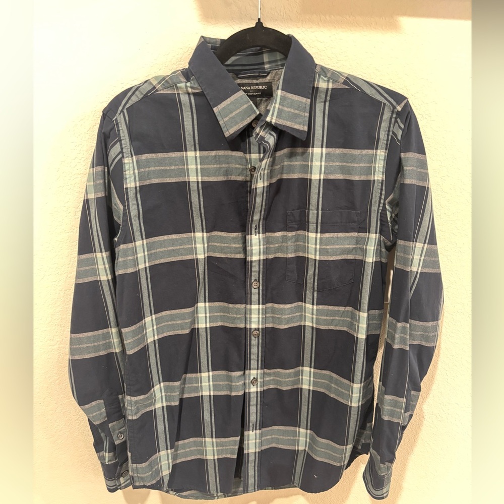 Banana Republic Men's Blue and Gray Plaid Shirt